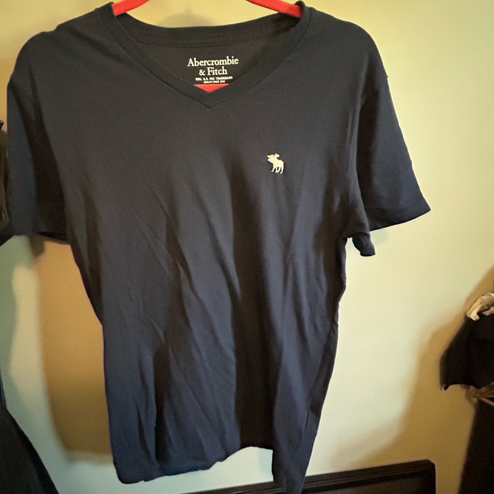 Abercrombie V-Neck T-shirt